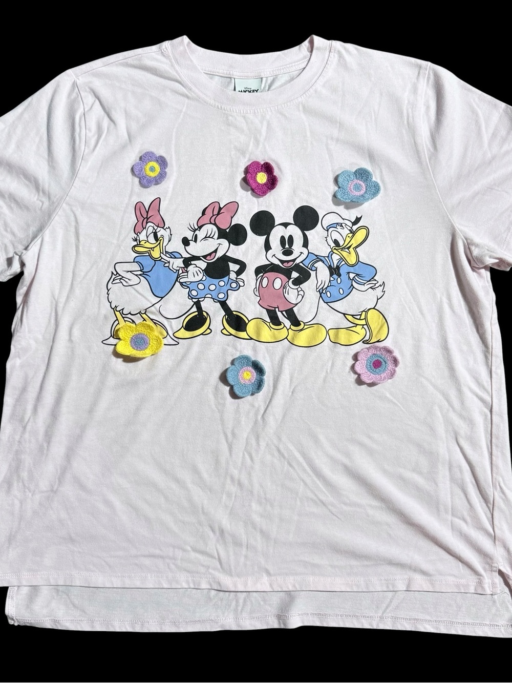 Disney Mickey Friends Women's XXL Graphic Pink Tee Embroidered Chenille Flower